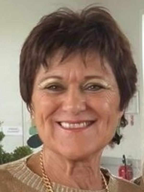 Yveline CREPEAU